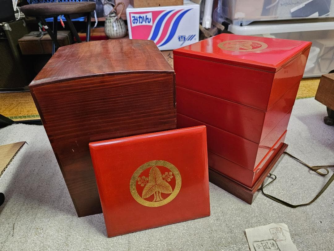 幕末明治の能登輪島塗沈金家紋重箱 蓋2枚付き