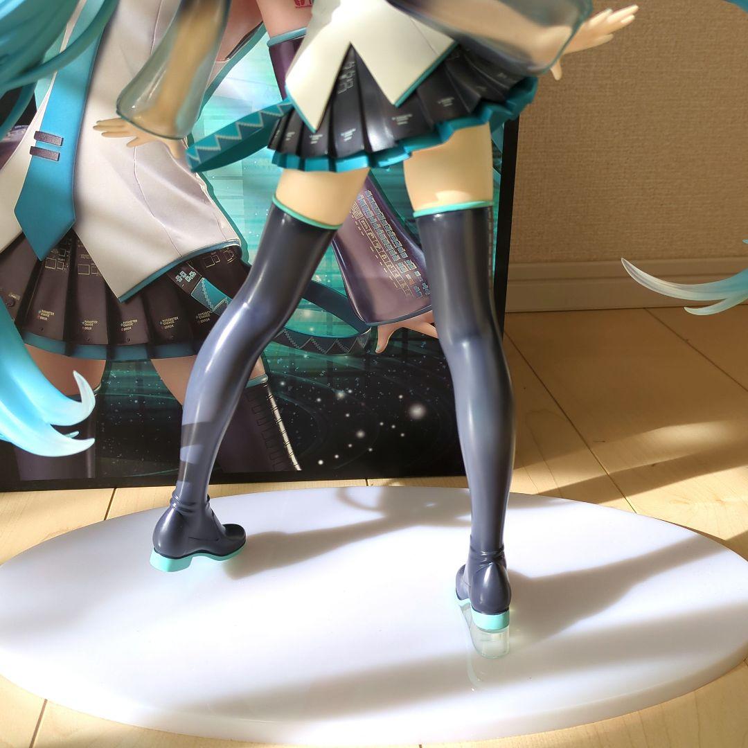 初音ミク V3 VOCALOID 1/4スケール フィギュア
