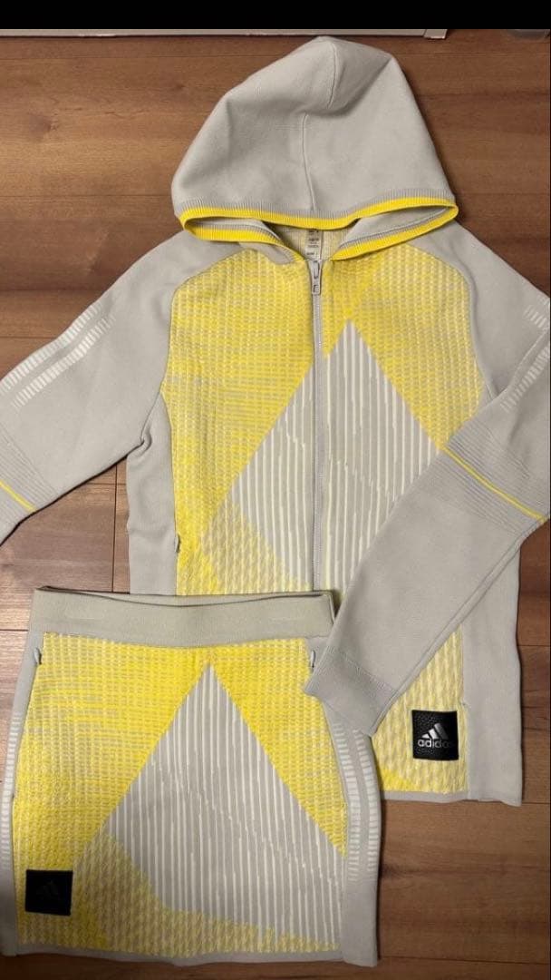 アディダス　セットアップ　xs