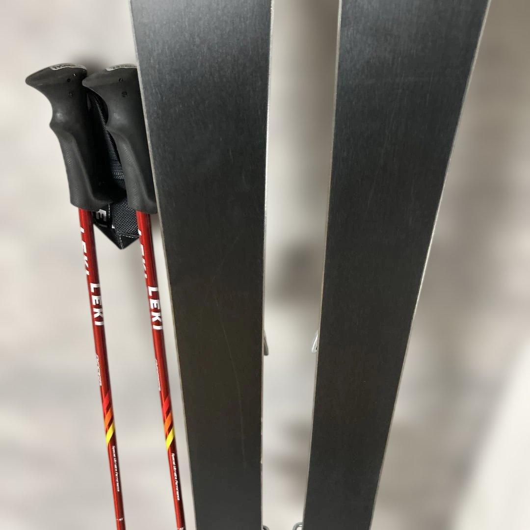 Atomic Performer スキーとLEKI ストック 162 バック付