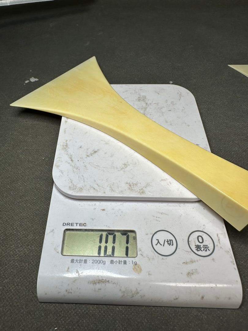 極上　三味線　撥　バチ　天然素材　和楽器　民謡　アンティーク　細密細工