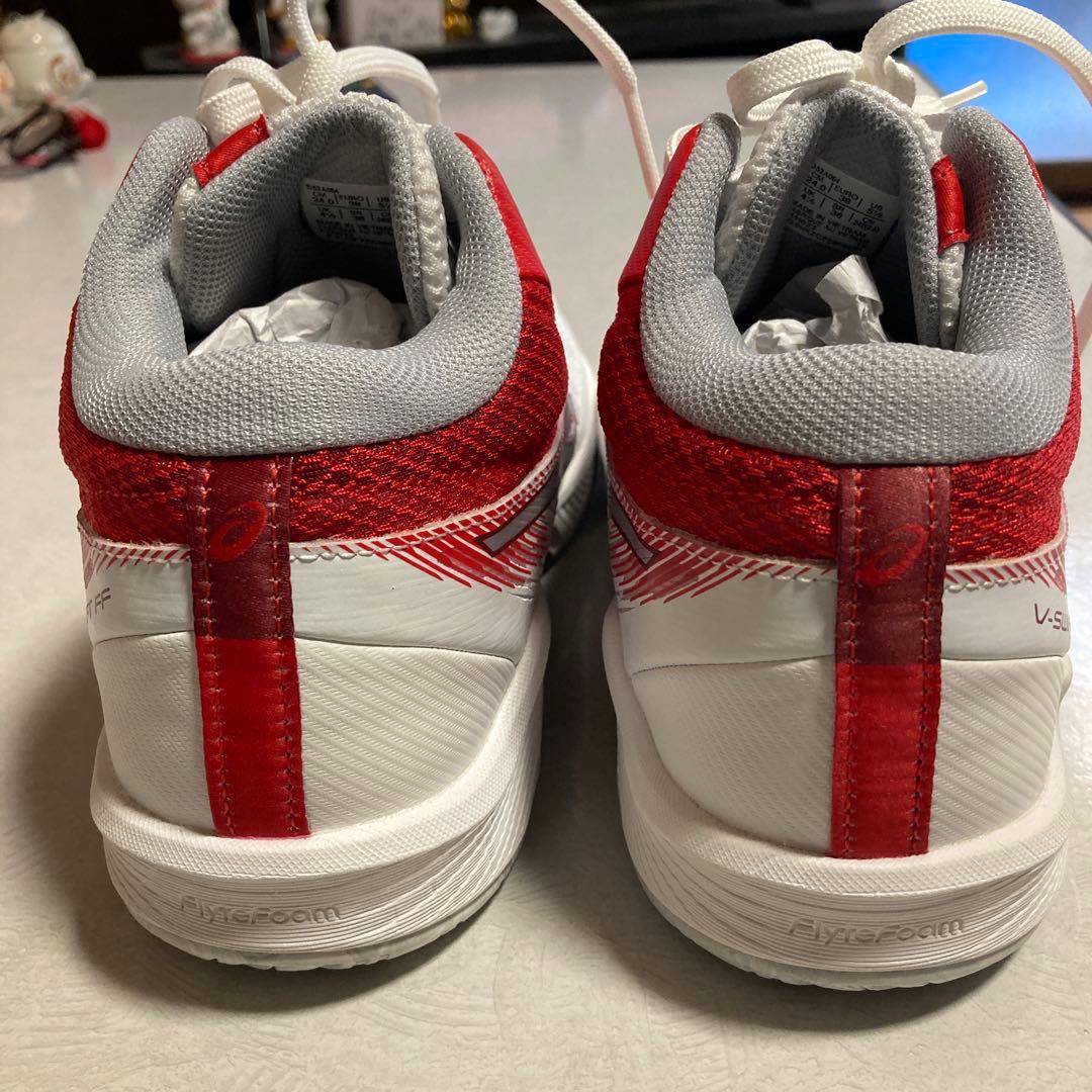 【M.N新品未使用】アシックスバレーボールシューズ24cm