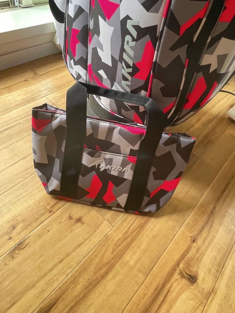 迷彩デザイン アキラキャディバッグ (末使用トートバッグ付き)