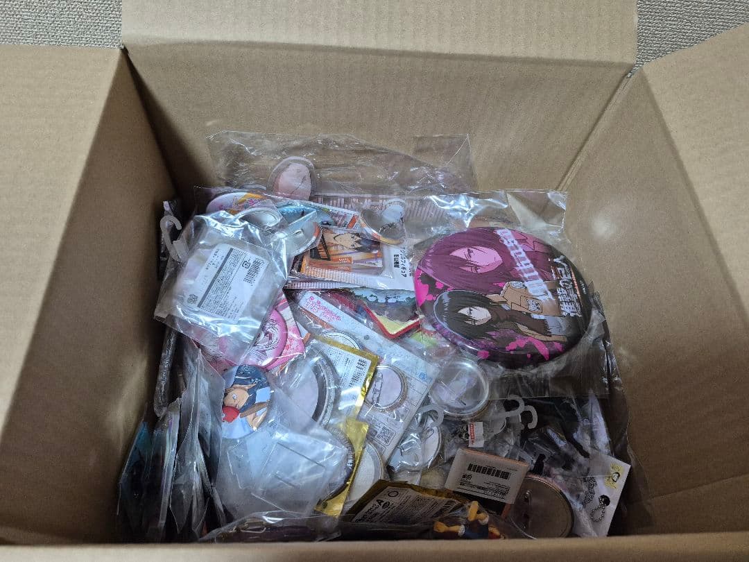 アニメグッズ まとめ売り 100サイズ 約300点 一番くじグッズ少なめ