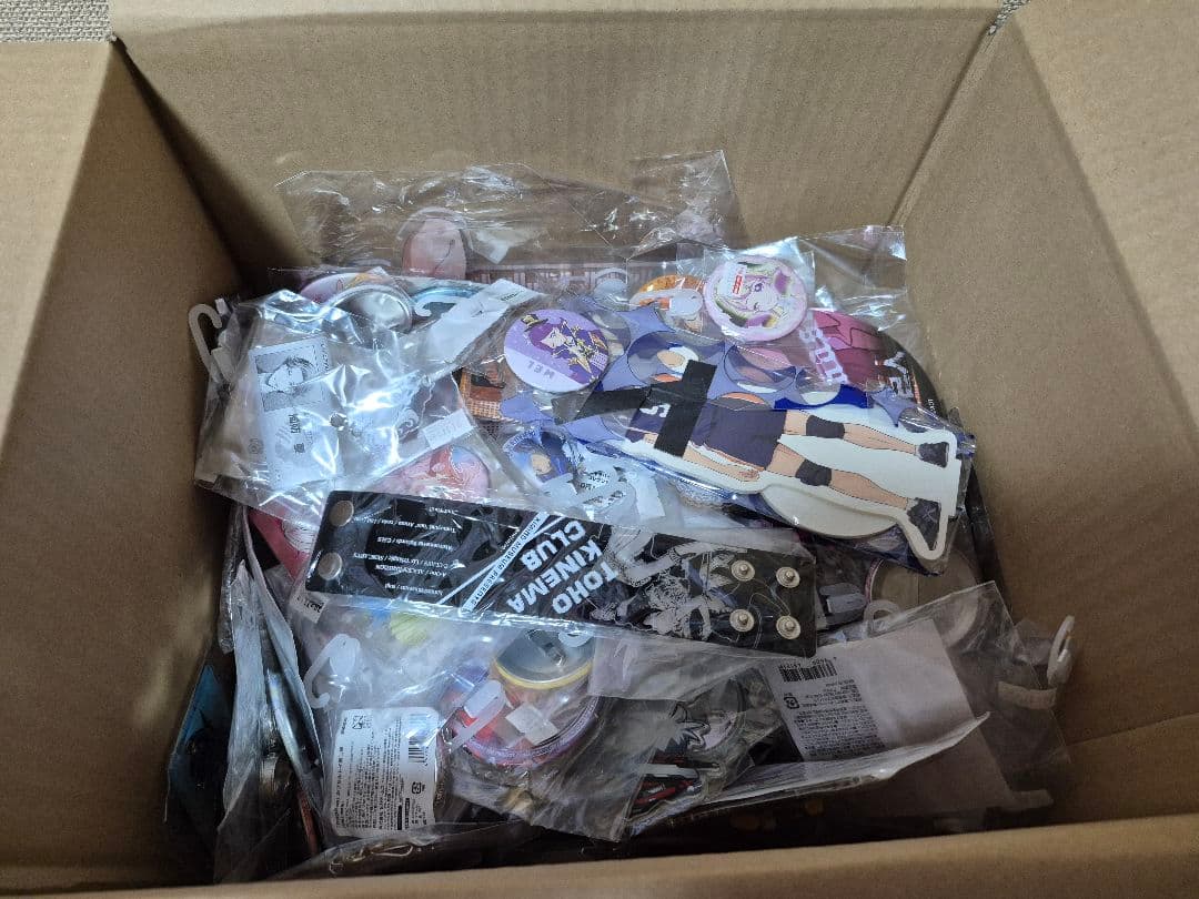 アニメグッズ まとめ売り 100サイズ 約300点 一番くじグッズ少なめ