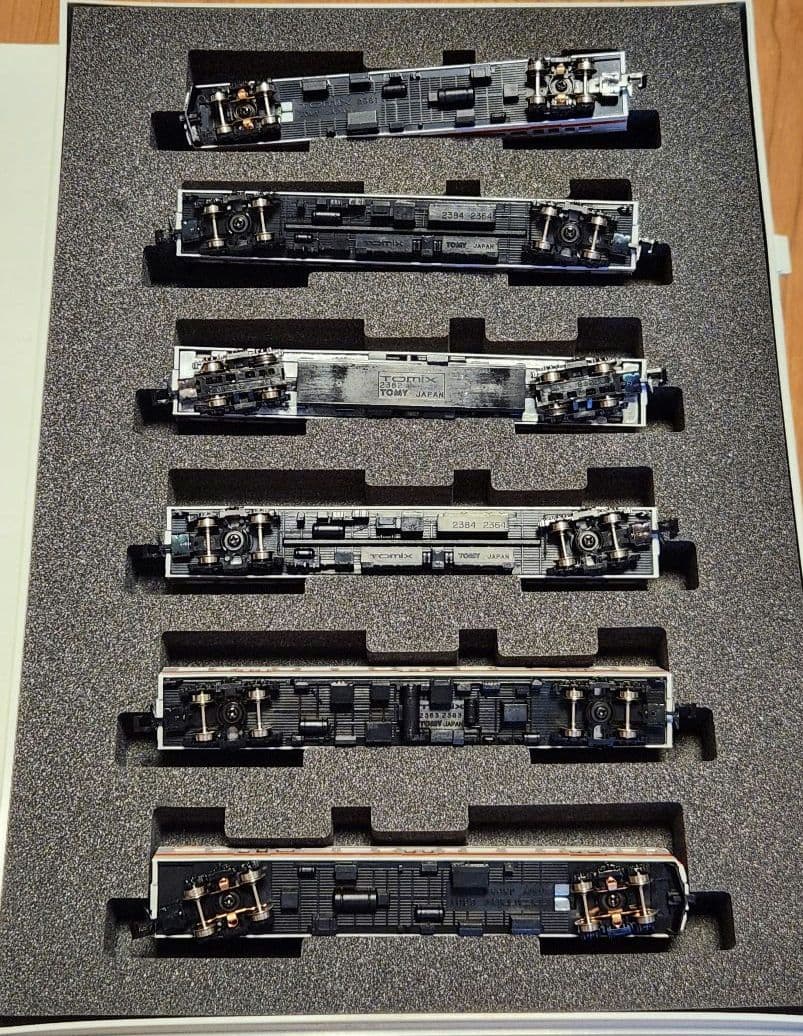 トミックス 国鉄113 2000系近郊電車(関西線快速色)6両セット 92642