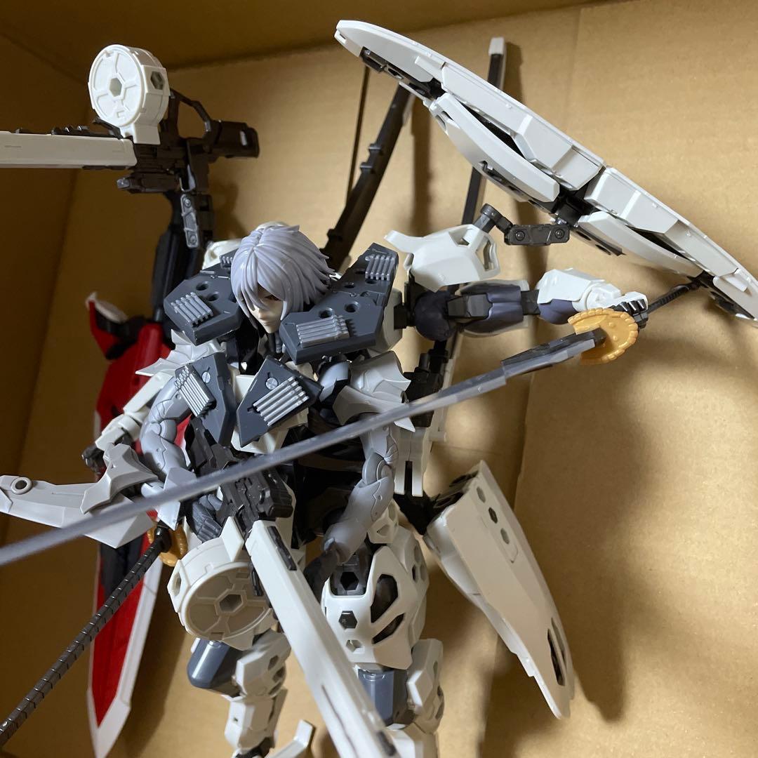 ジルコニアブイトール　ミキシングジャンク品　完成品　ヘキサギア　メガロマリア