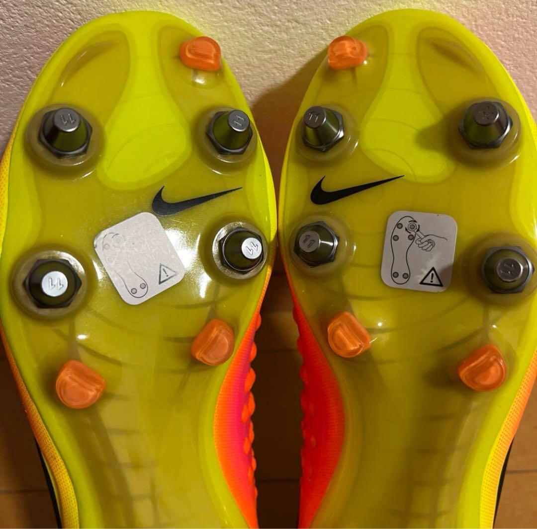 シューズ Magista Opus II SG-Pro Yellow Orange