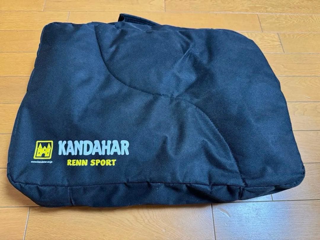 Salomon X-MAX イエロー スキーブーツ