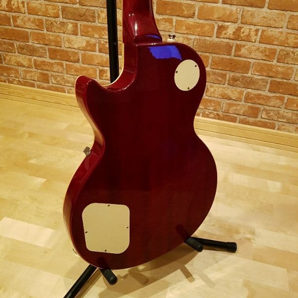 【美品、値下中】Epiphne(エピフォン)エレキギターレスポール　ケース付き