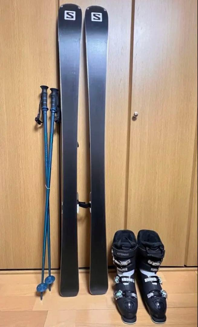 Salomon スキー板・ストック + Atomic ブーツ＋収納バッグ