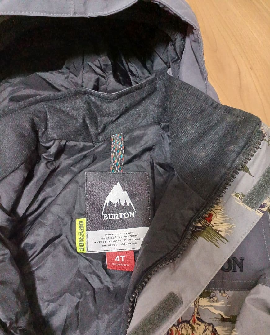 BURTON スノーボードウェア 4T 動物柄