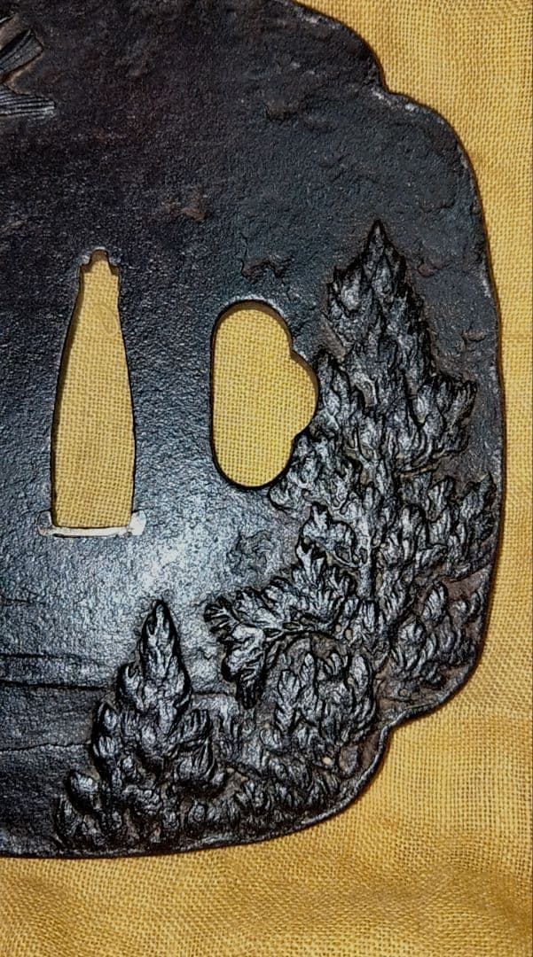 ♦最終価格♦　鉄地大鍔　鐔　(笹山篤興　時鳥図)特別貴重小道具認定書と落とし箱付