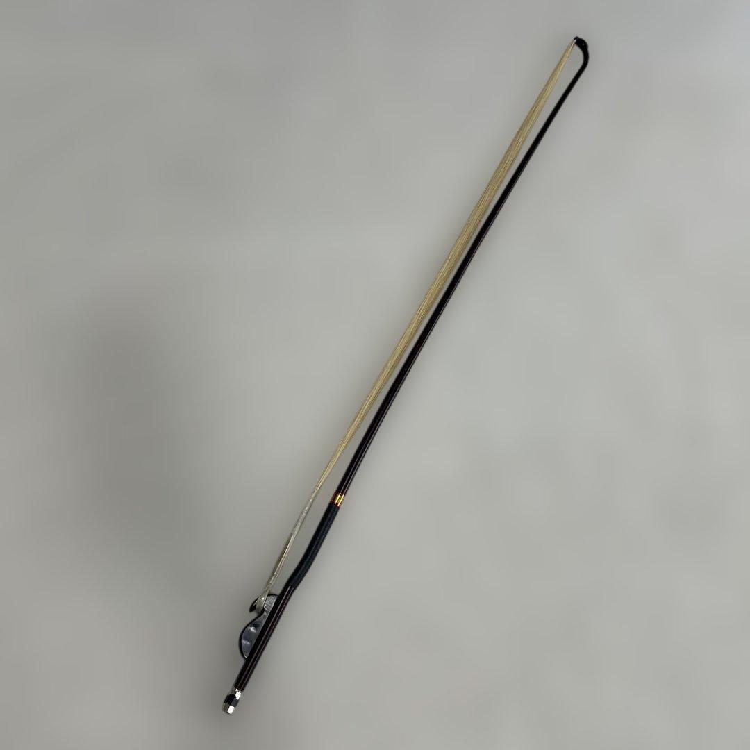 ホ*チ様 中国 弦楽器 二胡 ハードケース付 弓 他 付属品 セット