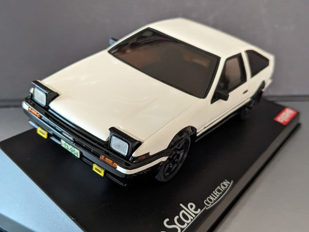 ミニッツ　ボディ　頭文字D AE86 TRUENO 藤原拓海