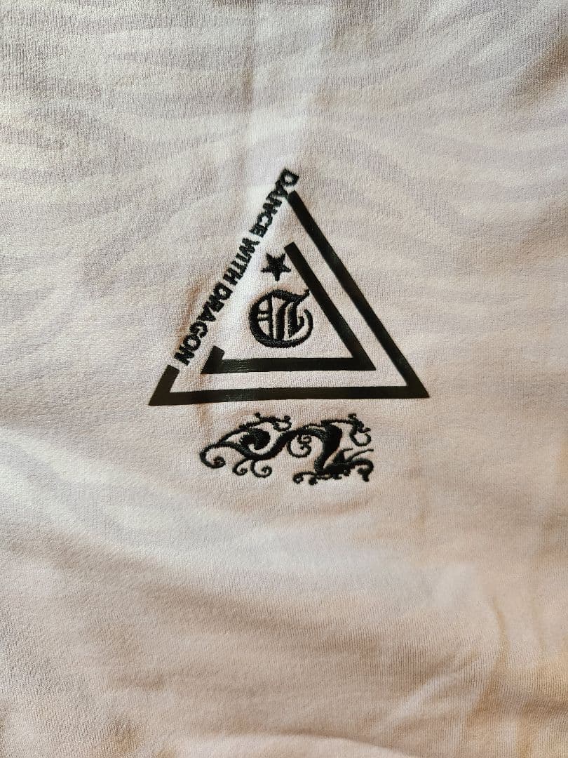 【新品未使用】Dance With Dragon ゴルフウェア定価39,000円