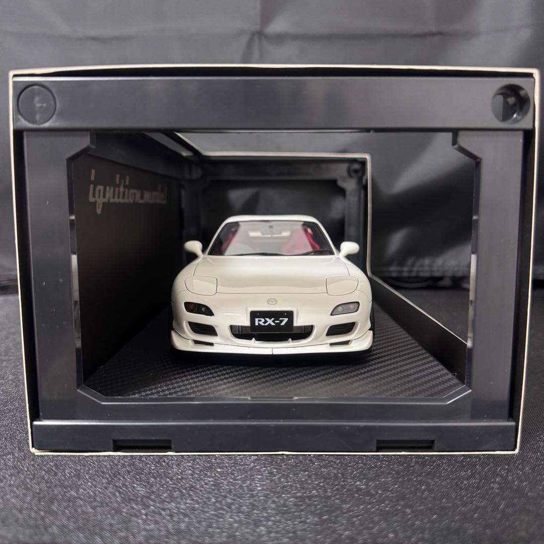 イグニッションモデル1/18 RX7 FD3S White 初期モデル　廃盤レア