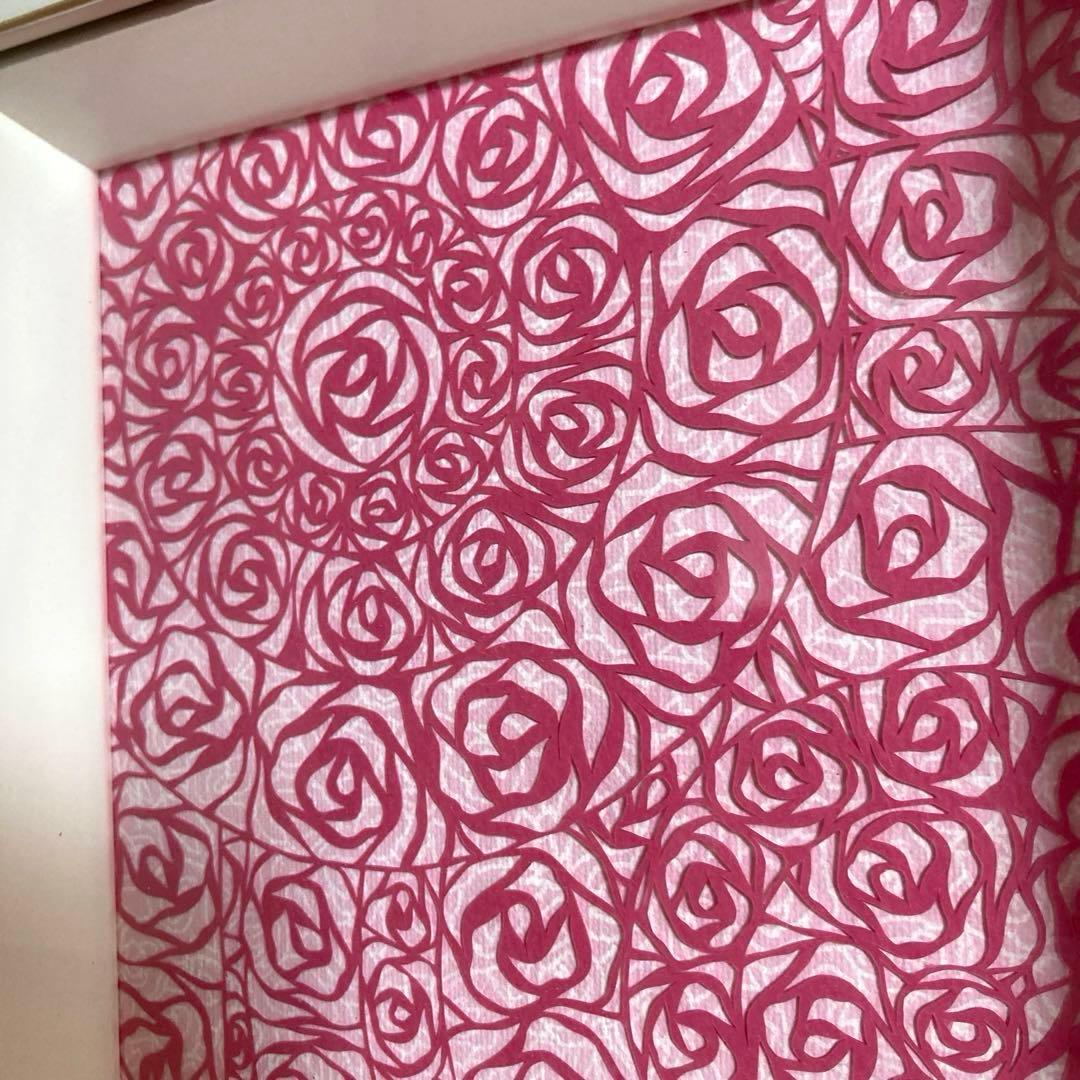 デザイン アート　ピンクの薔薇　切り絵　美　内なる宇宙　潜在意識