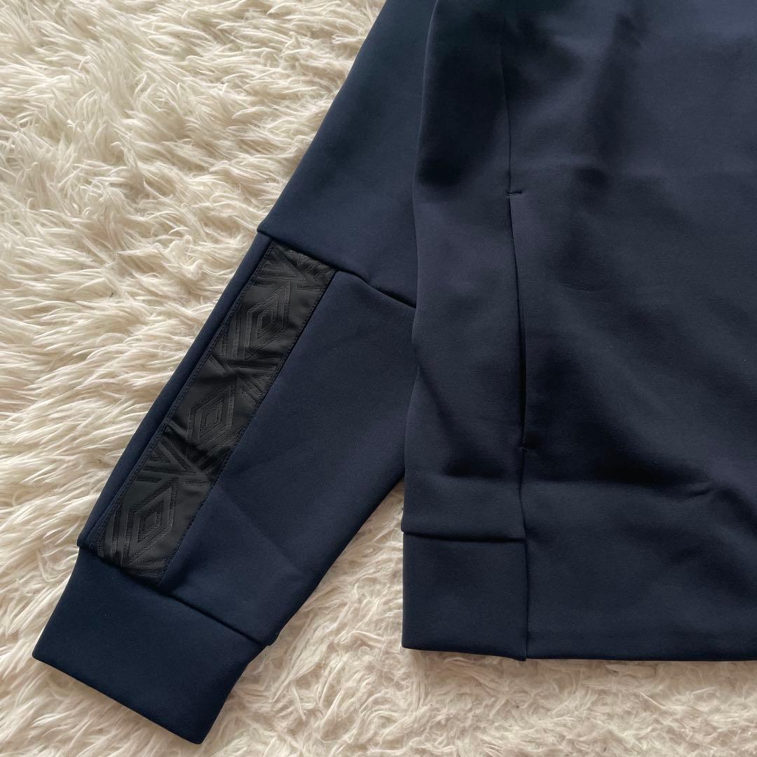 umbro タグ付き　美品　ジャージ　上下　セットアップ