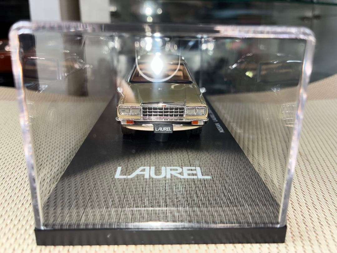 LA-X 1/43 日産ローレル2D HT 2800メダリスト