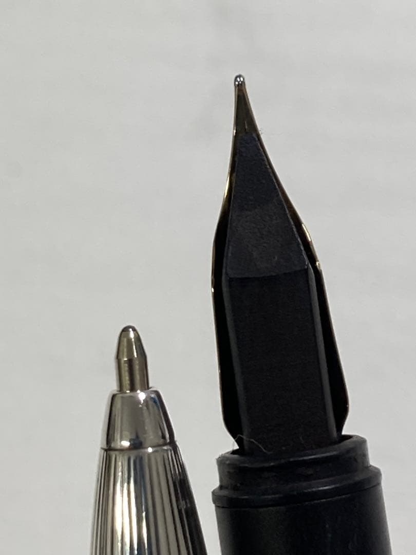 ダンヒル シルバー 万年筆 ボールペン セット ケース付き