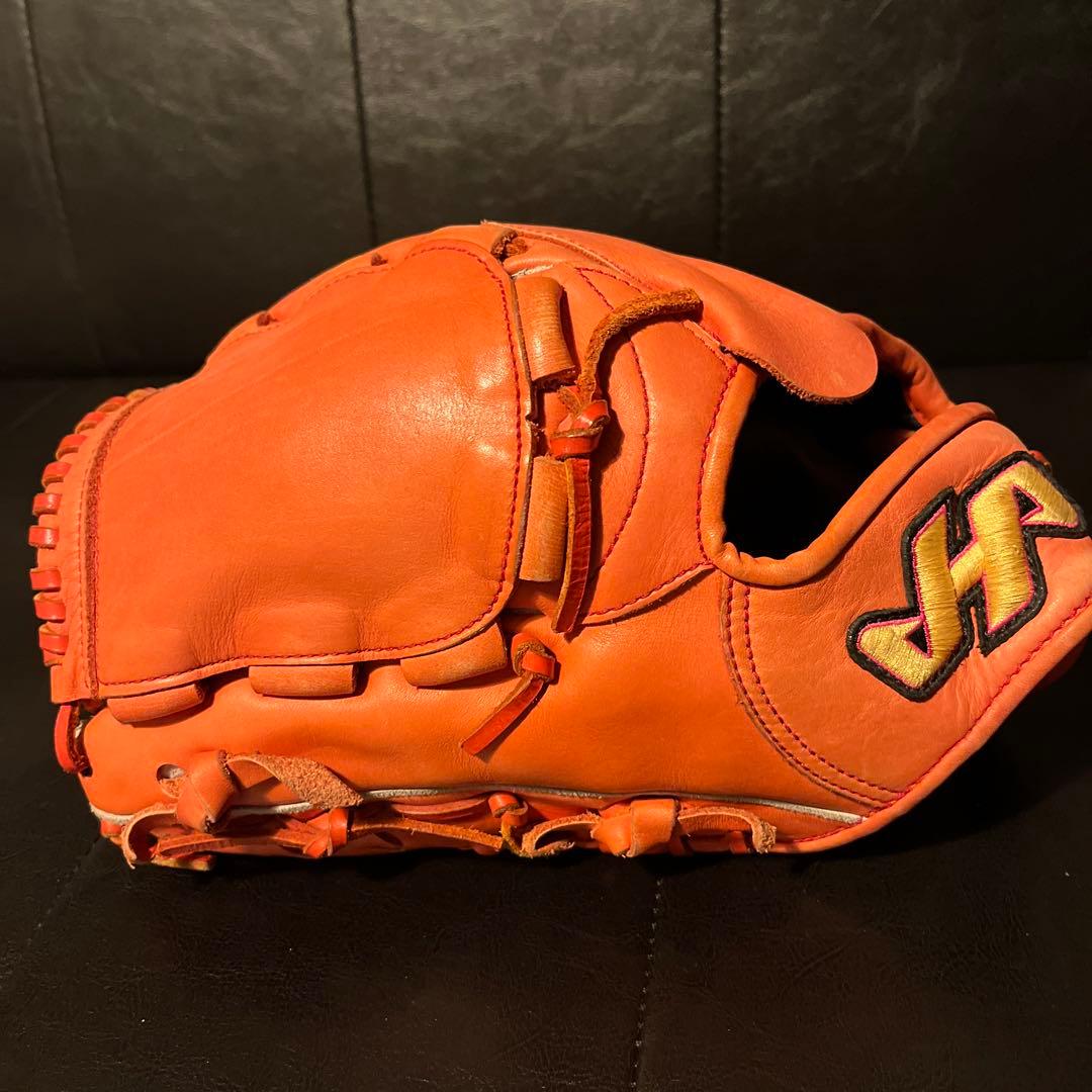 【新品に近い】ハタケヤマ一般軟式用　左投げピッチャー用グローブ