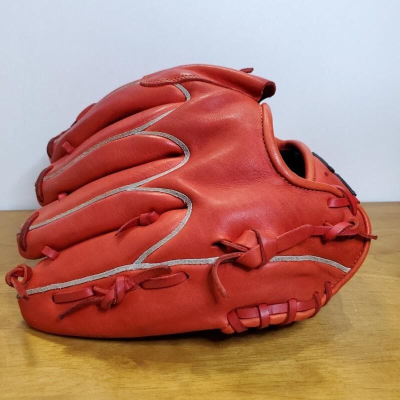 ミズノ 岸孝之モデル プロフェッショナル 美品 投手用 軟式グローブ