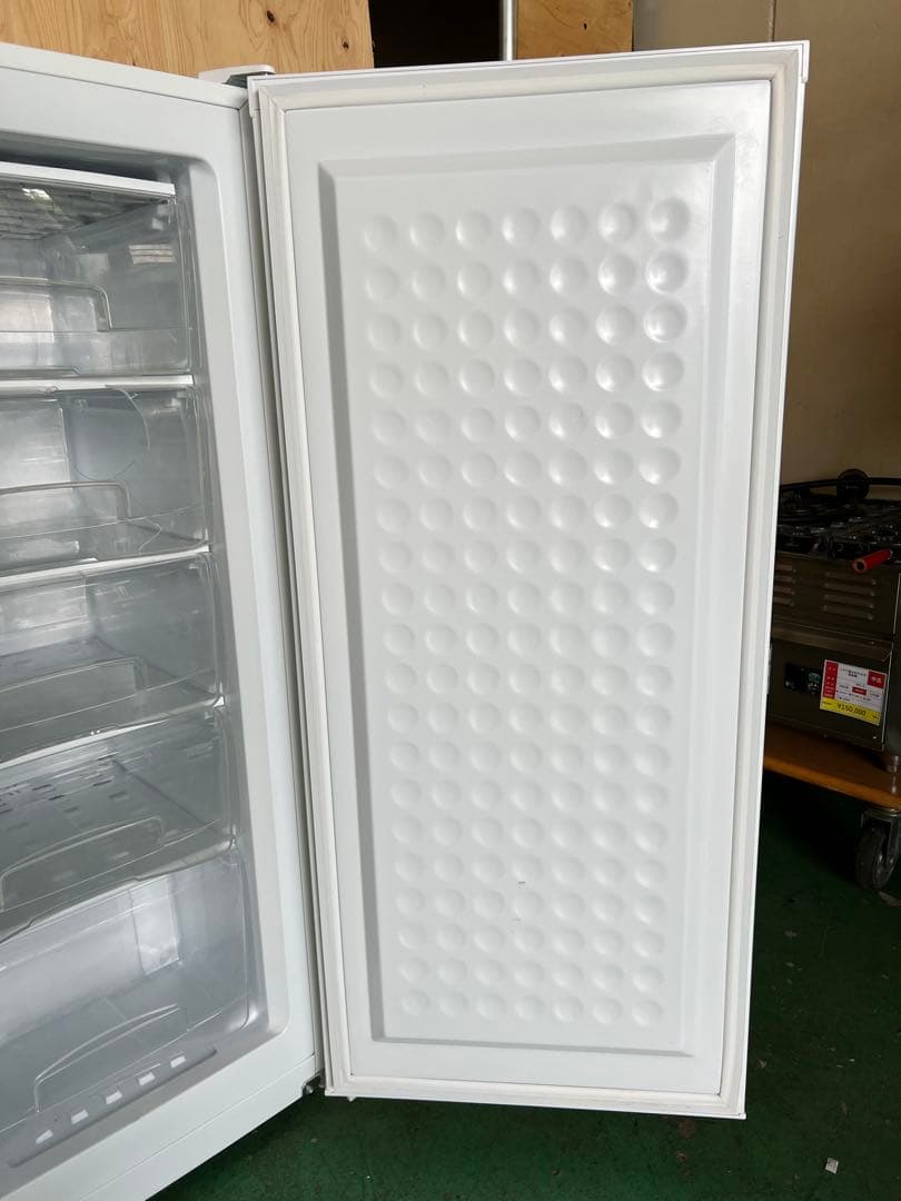 2023年アレジアノンフロン電気冷凍庫 138L