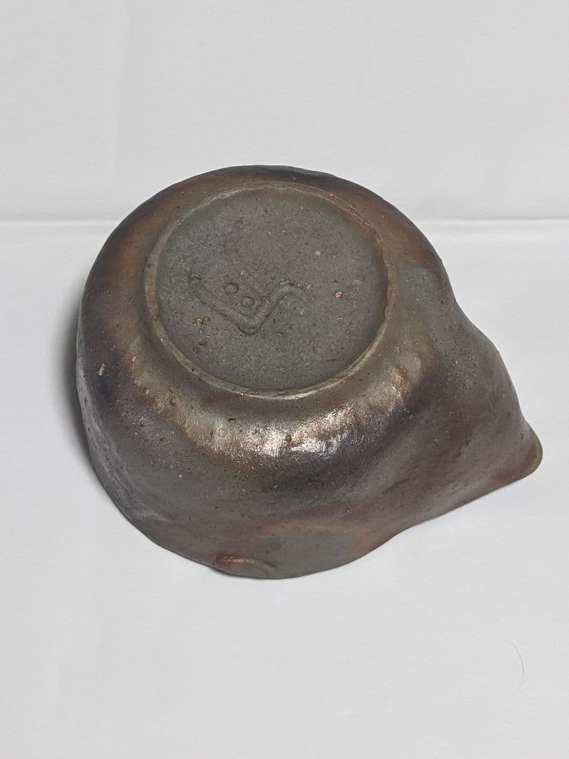 宝瓶（陶印あり）箱なし、説明書なし。