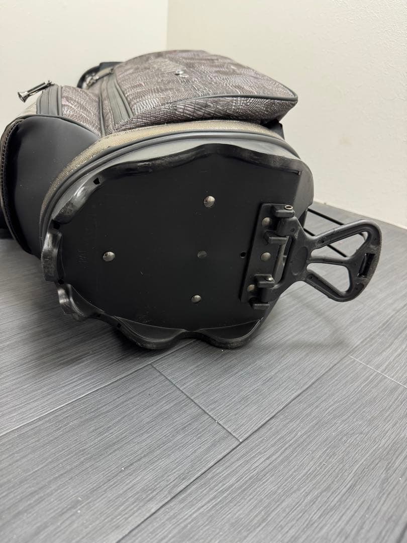 MARK&LONA スカルデザイン ゴルフバッグ