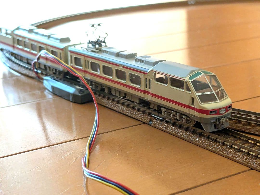 中古 Nゲージ オリジナルスターターセット レール+車両2種+建物付 豪華入門用