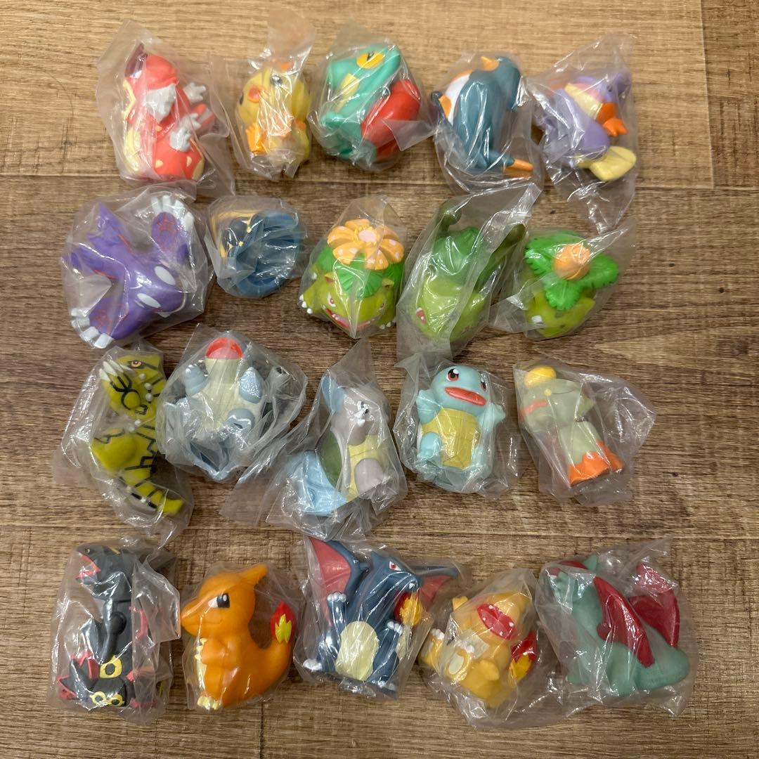 色ちがいポケモンキッズ　スタート編　はる編　なつ編　ふぁいなる編20体セット