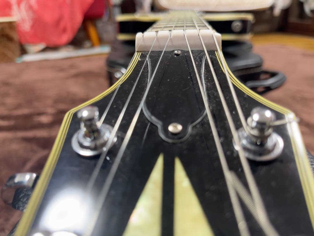 Gibsonタイプ 335セミアコギター