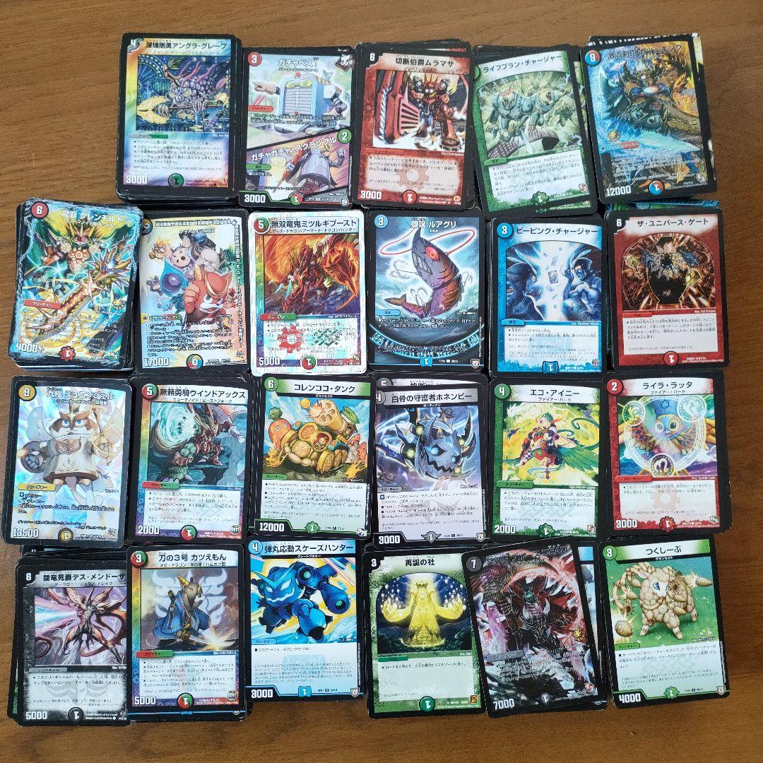 デュエルマスターズ　トレーディングカード多数、デッキケース、スリーブ付き