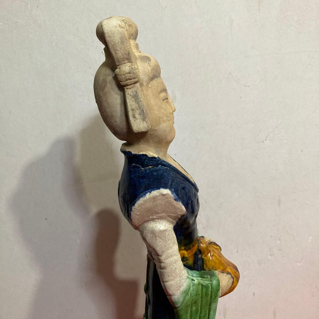 レトロ　アンティーク　　　　　　　　　　　　　古玩中国唐三彩女性俑　（年代不明）