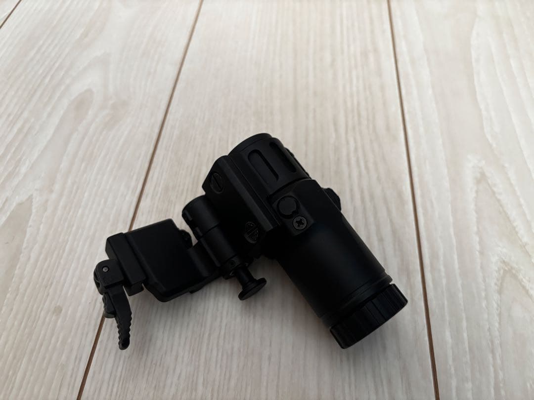 ノーベルアームズ　タクティカルマグニファイア　3倍