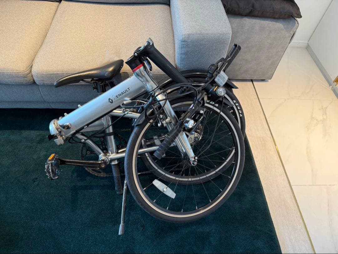 RENAULT（ルノー） MACH8 9速モデル 折りたたみ自転車　マッハエイト
