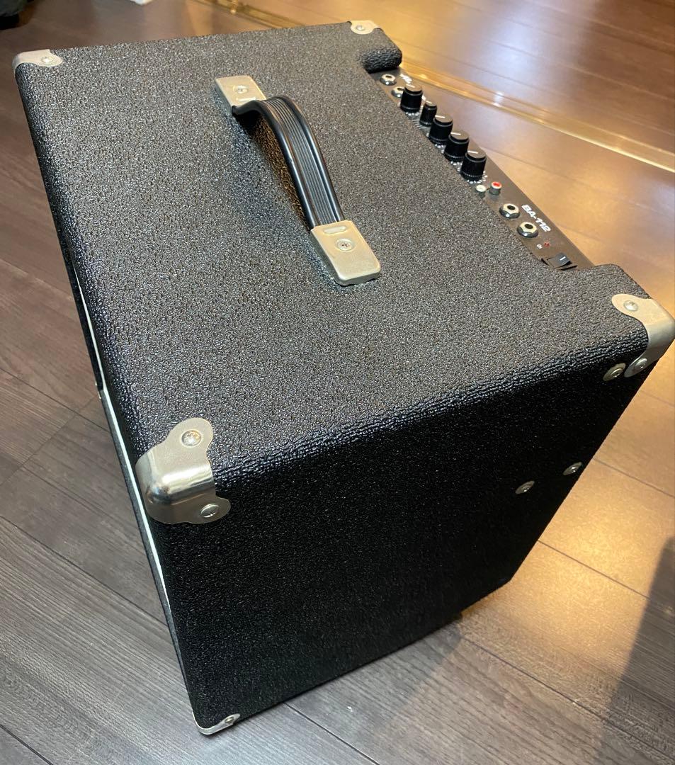 Ampeg BA-112 ベース用アンプ