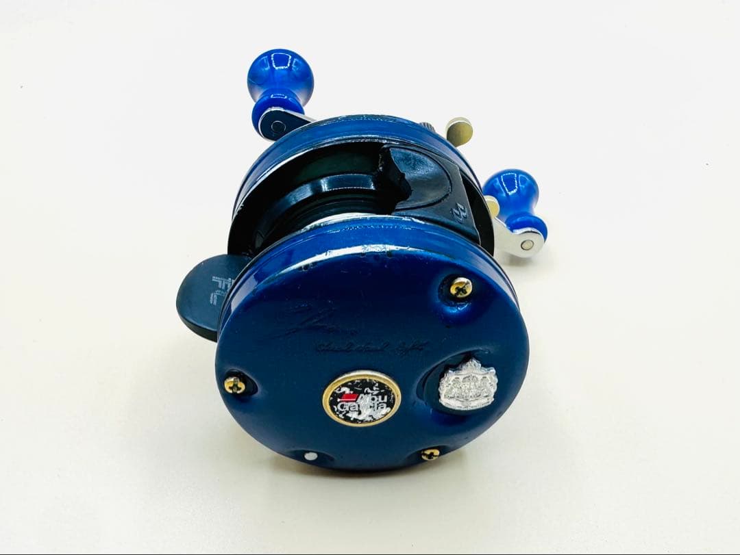 アブガルシア Ambassadeur 4601C DFL IAR（左ハンドル）青