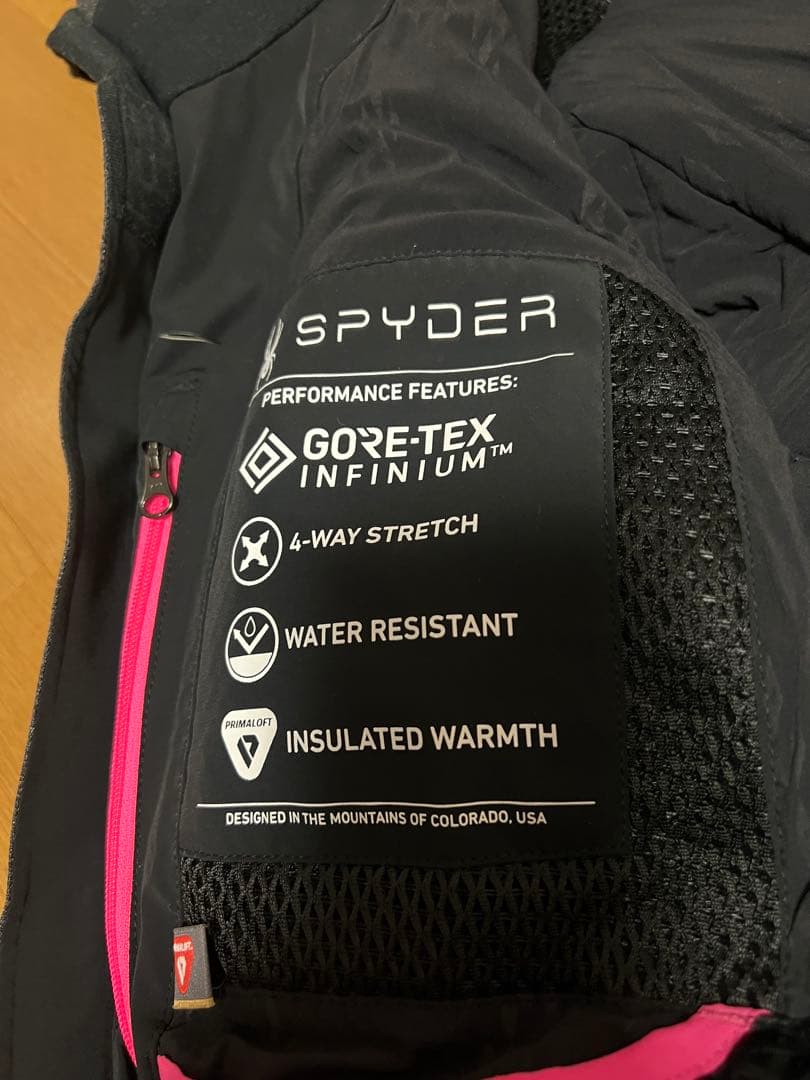 値下げしましたGORE-TEXスノーボードウェア サイズ10 パンツサイズ6-R