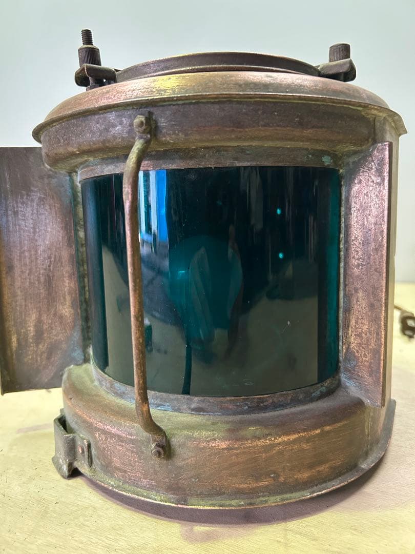 レトロスタイル 金属製ランタン