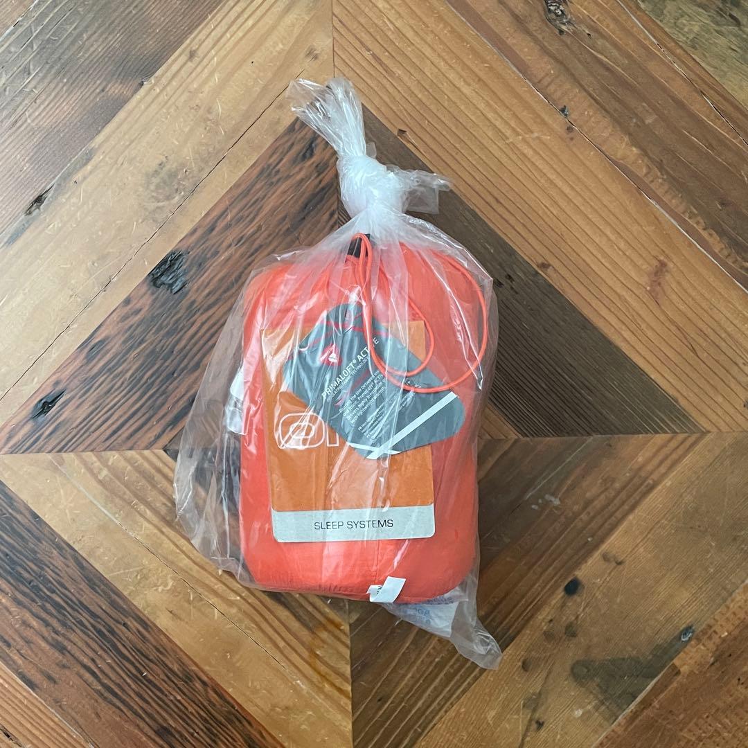 アウトドア寝具 OMM Core Liner Orange Std