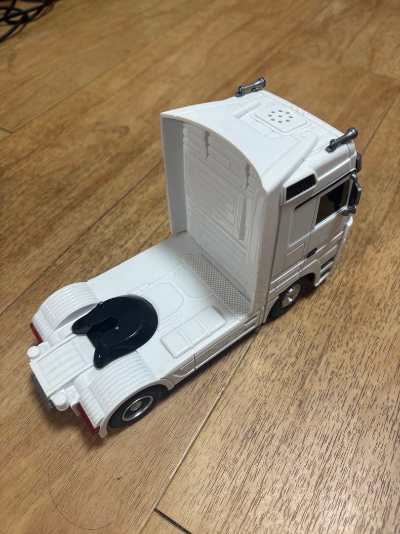 1:32 メルセデス ベンツ アクトロス トレーラー ラジコン