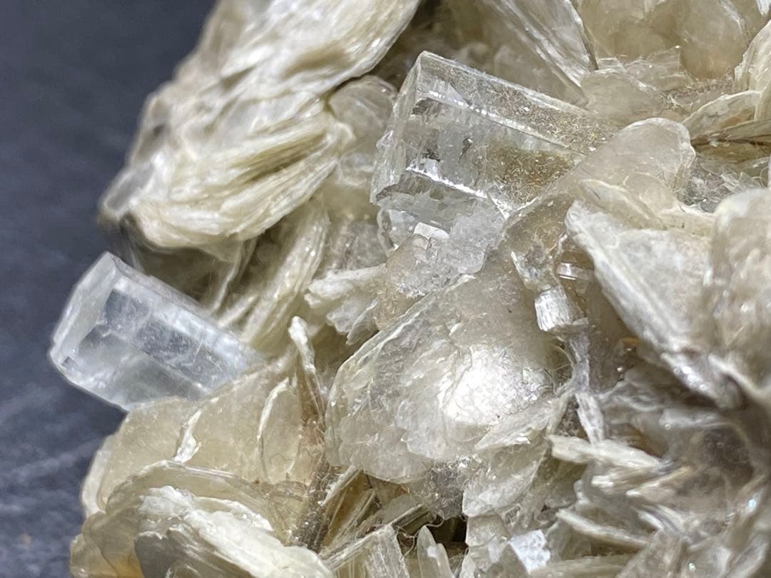 アクアマリン　マイカ　雲母　390g