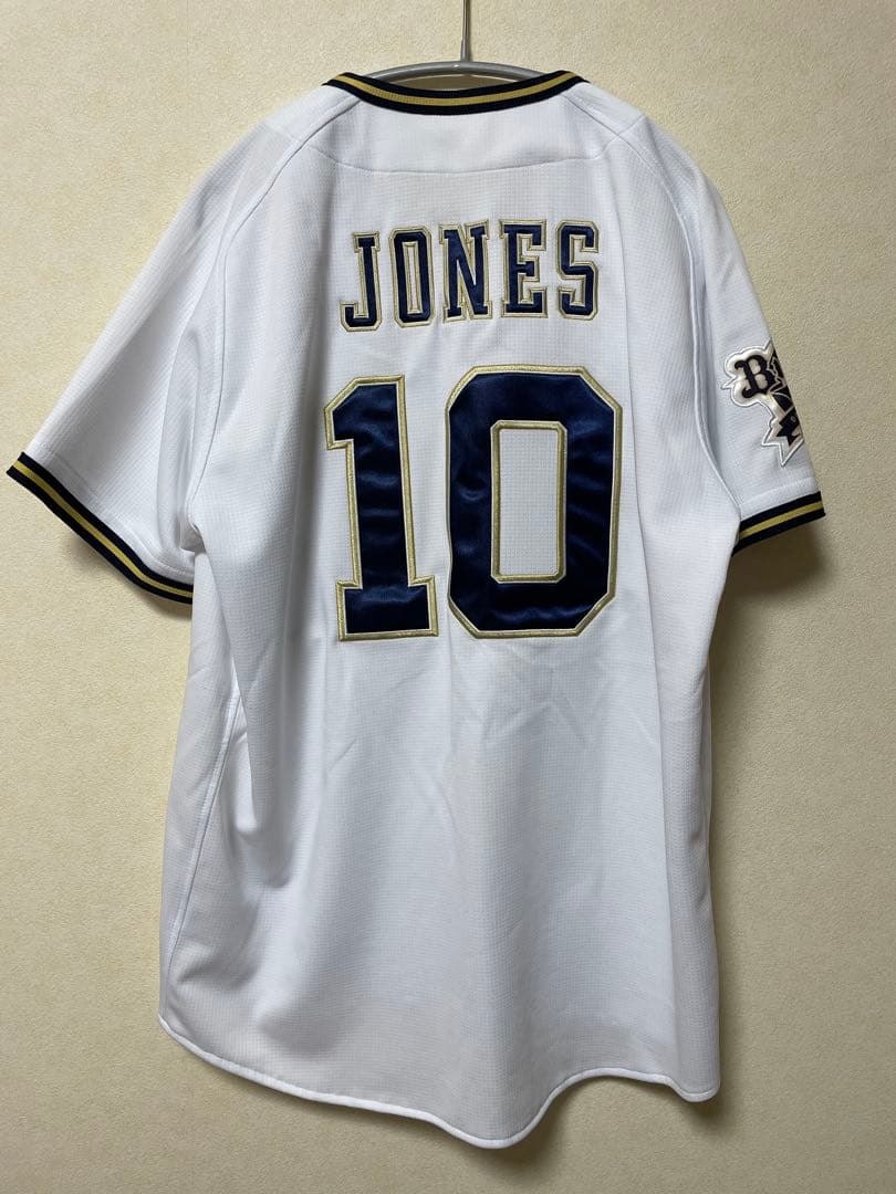 アダムジョーンズ　ユニフォーム