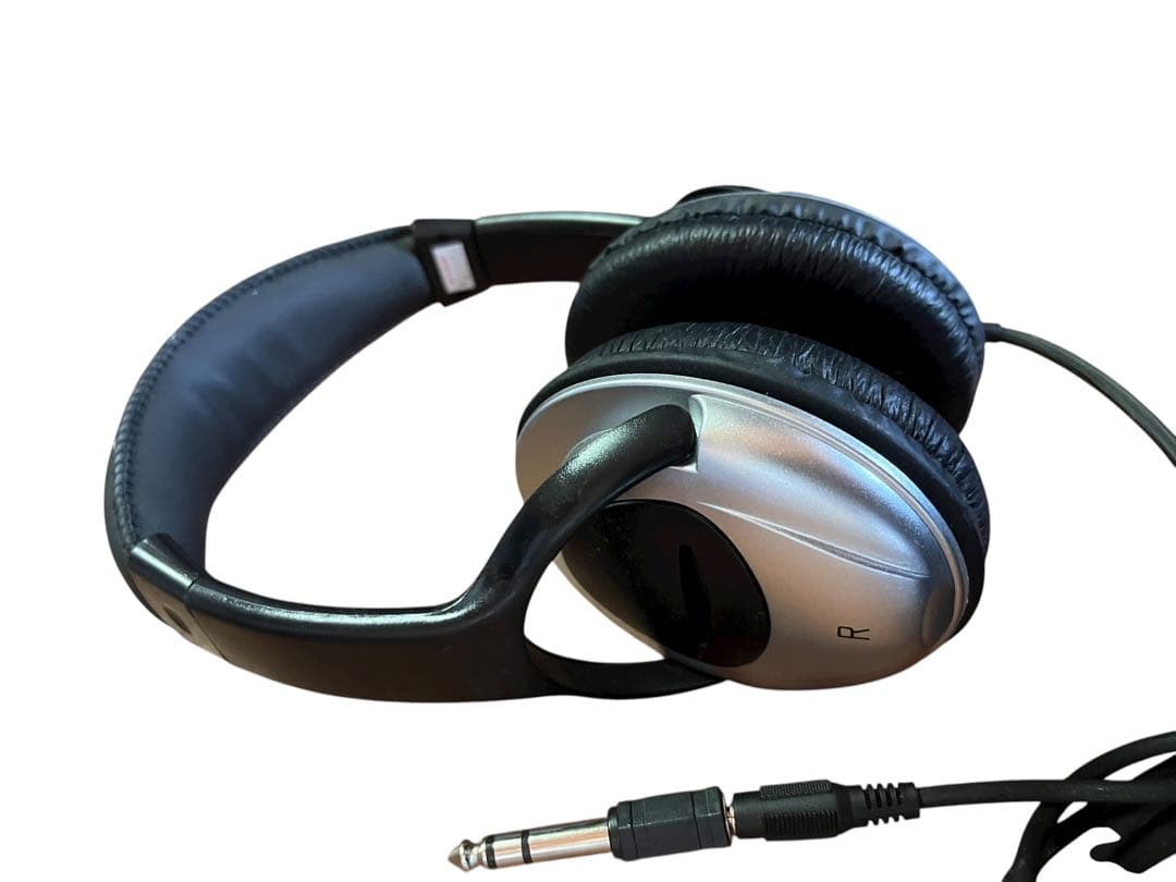 送料込 2021年製 CASIO Privia PX-770BN 電子ピアノ