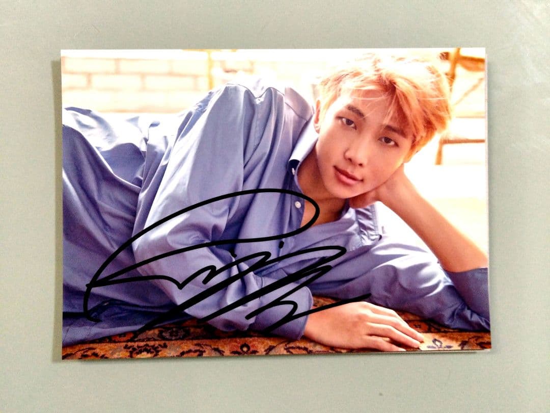 セール中…RM直筆サイン入り2Lサイズ写真‥BTS…防弾少年団…1