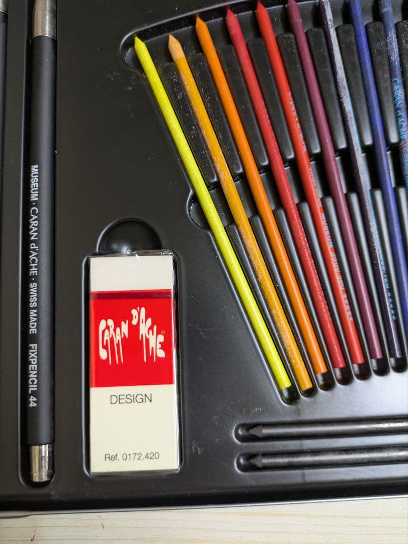 Caran d'Ache Museum 水彩色鉛筆セット 18色