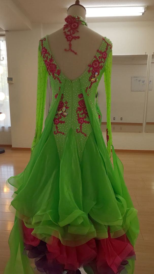 社交ダンス モダンドレス