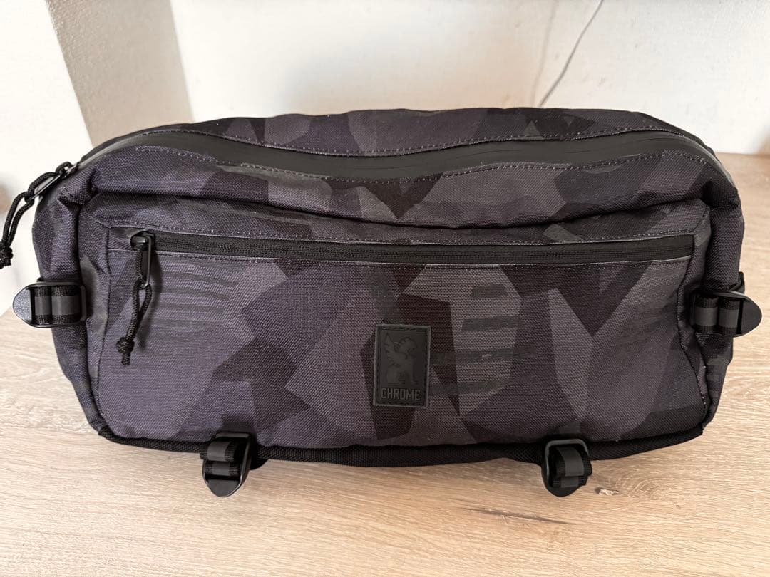 CHROME クローム KADET カデットボディバッグ メッセンジャーバッグ